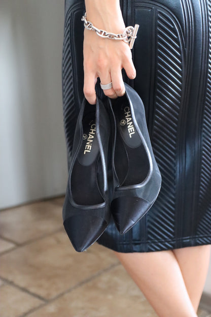 Chanel Black Canvas Satin Pumps