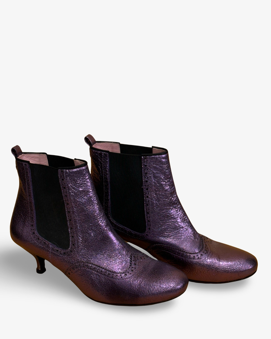 Annabel Winship Metallic with Black Elastic Heel